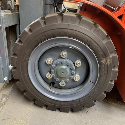 Vervaardigingsinstallatie Apparaat 2 stuk 7.00T-15 Stalen wielwielen voor 28x9-15 banden