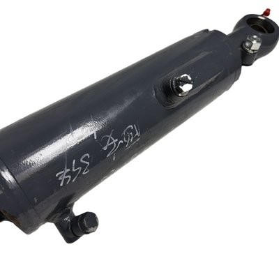 Vorklift model CPC D 30 Stalen hydraulische cilinderassemblage voor de kanteling van de vorklift